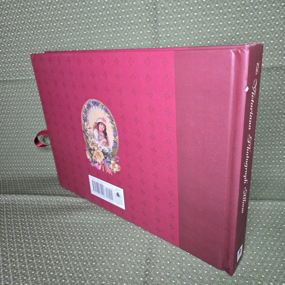 The Victoriana Photograph Album